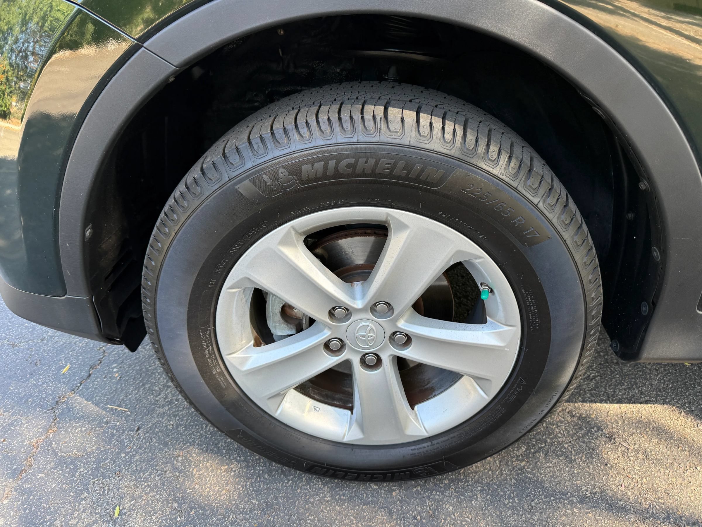 Used 2013 Toyota RAV4 XLE FWD image 33