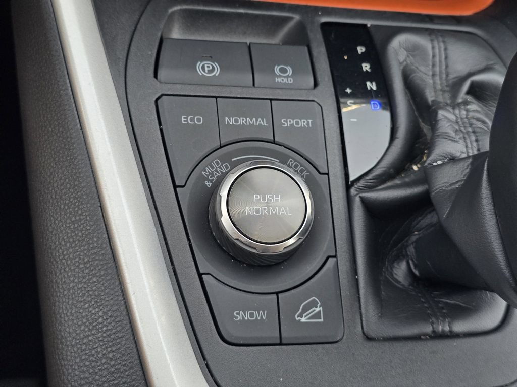 Used 2024 Toyota RAV4 Adventure AWD/4WD image 21