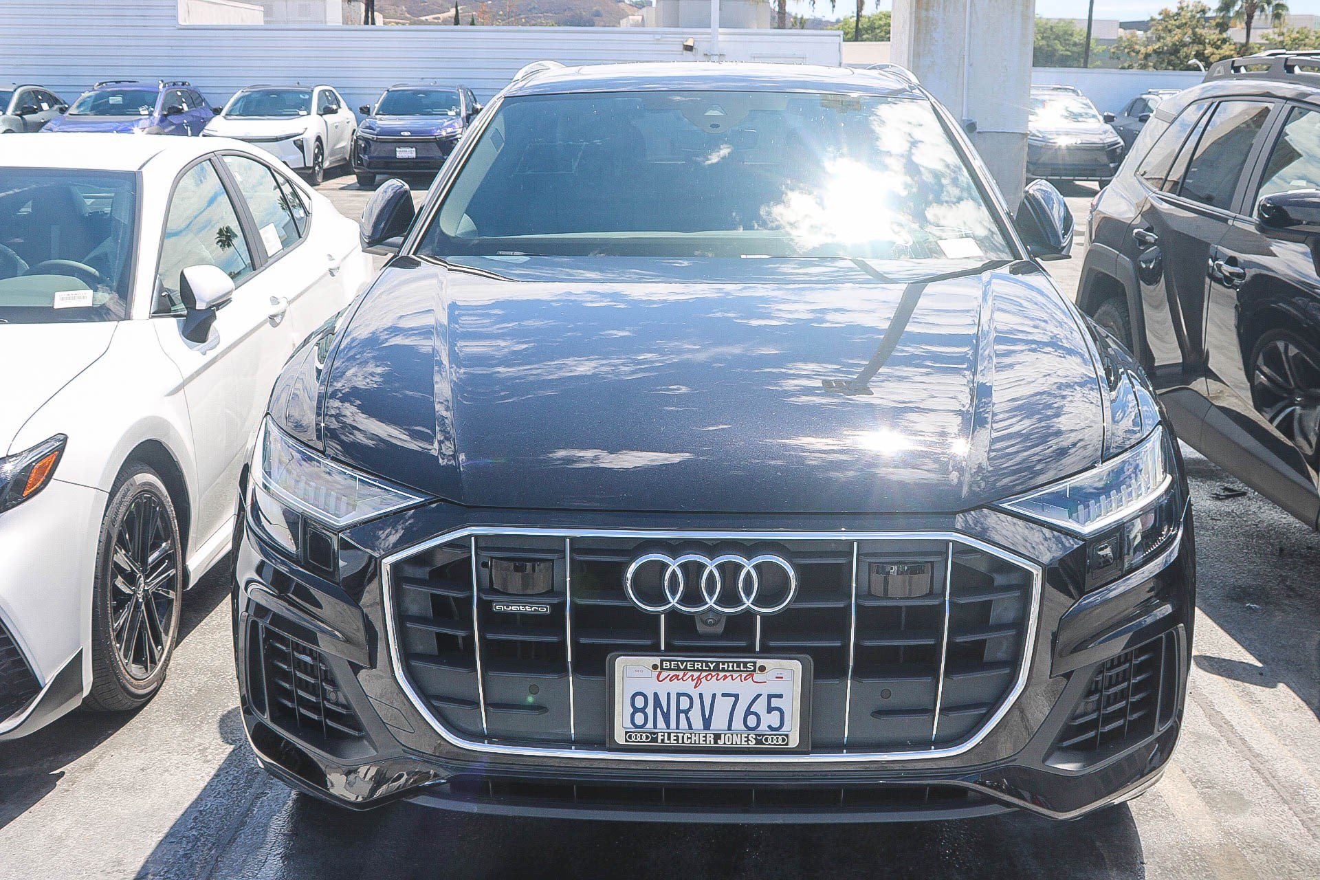 Used 2019 Audi Q8 Prestige w/ Towing Package AWD/4WD image 3
