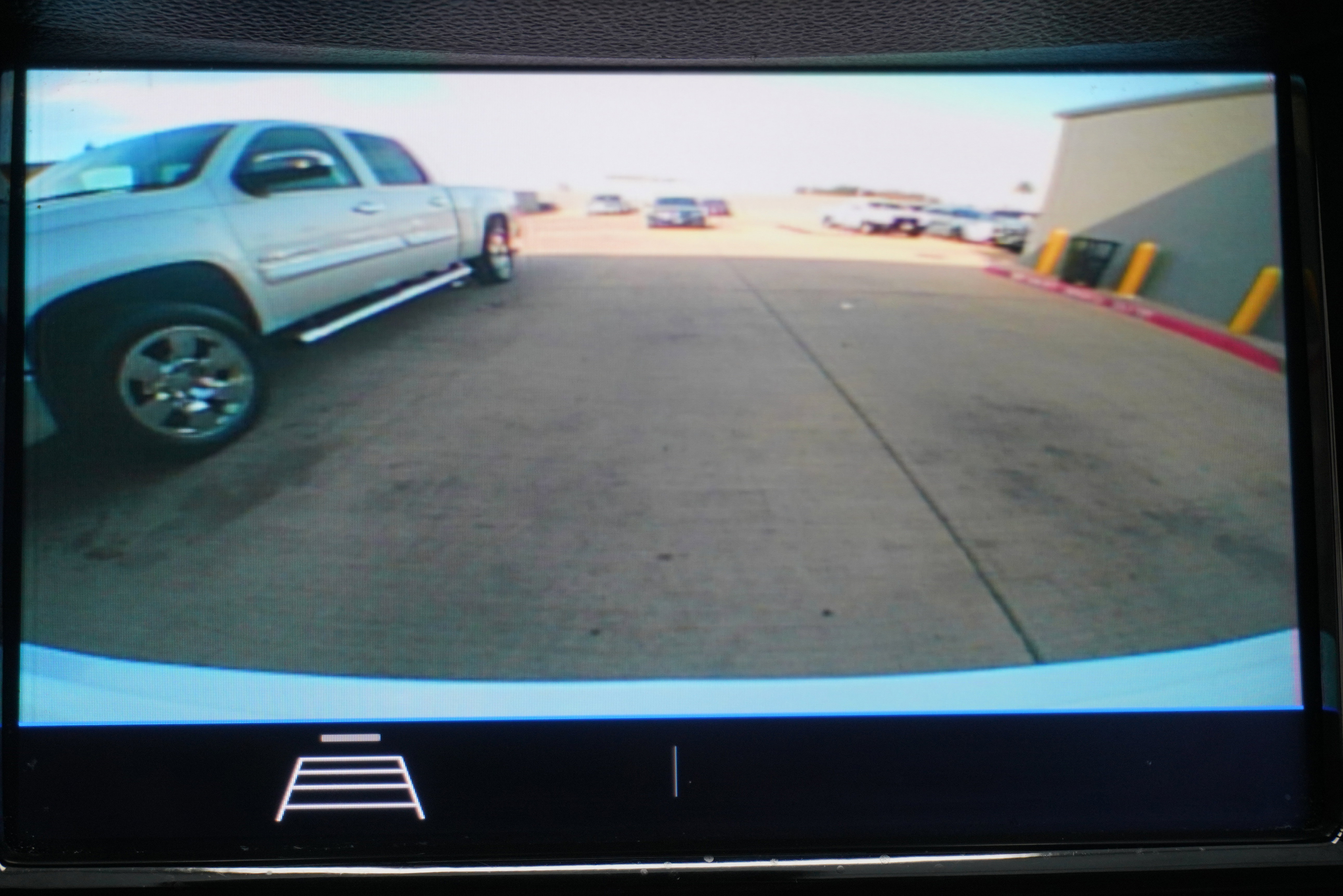 Used 2020 Chevrolet Trax LT w/ LT Convenience Package image 17