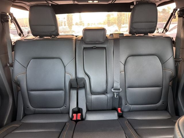 Used 2024 Ford Bronco Badlands AWD/4WD image 28