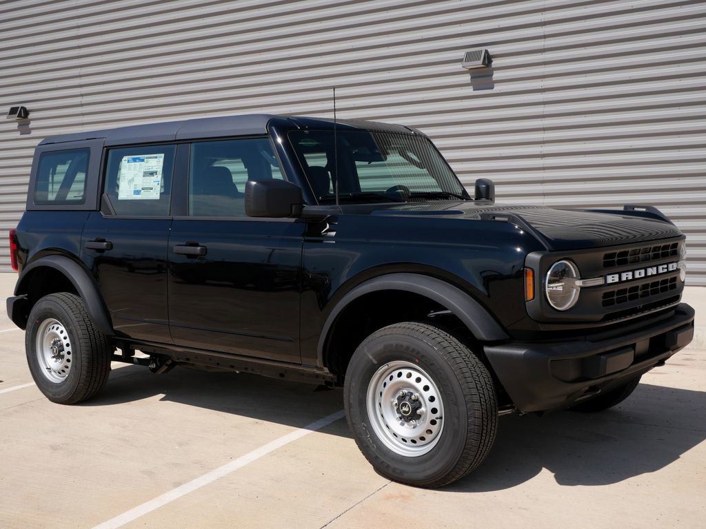 New 2026 Ford Bronco 4-Door AWD/4WD image 1