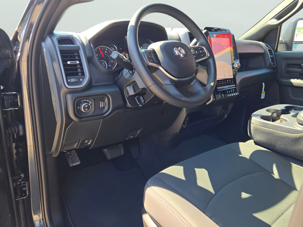 New 2026 RAM 3500 Tradesman AWD/4WD image 25