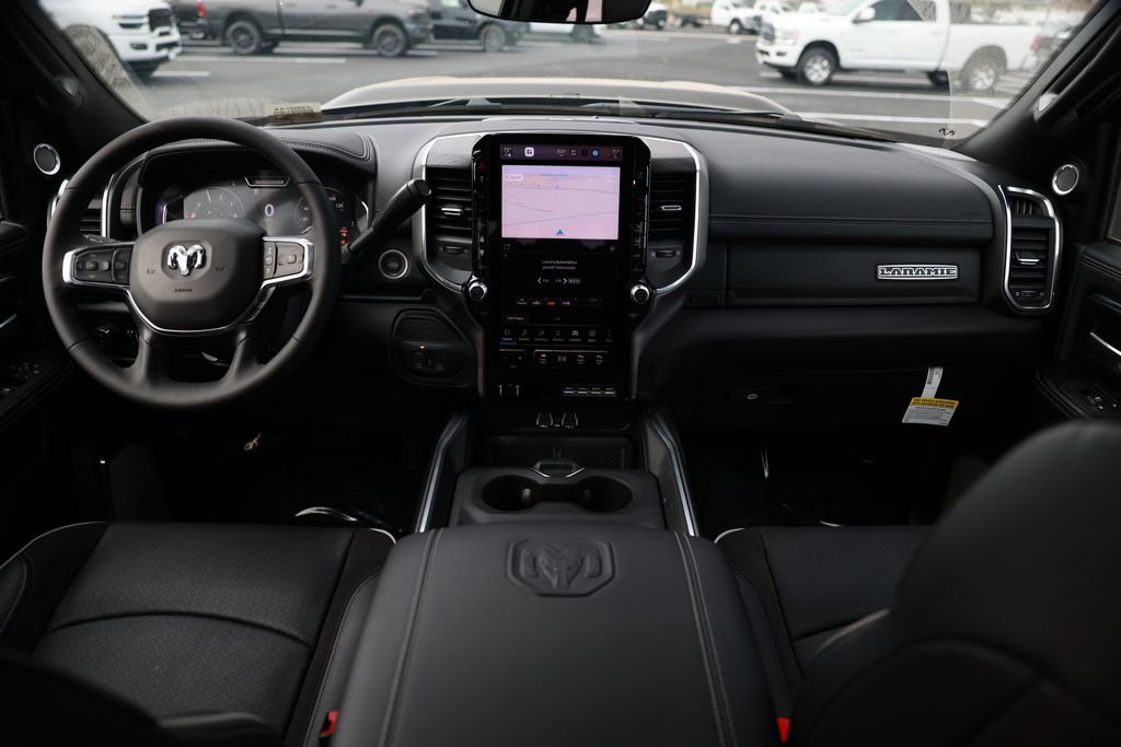 New 2026 RAM 3500 Laramie AWD/4WD image 24