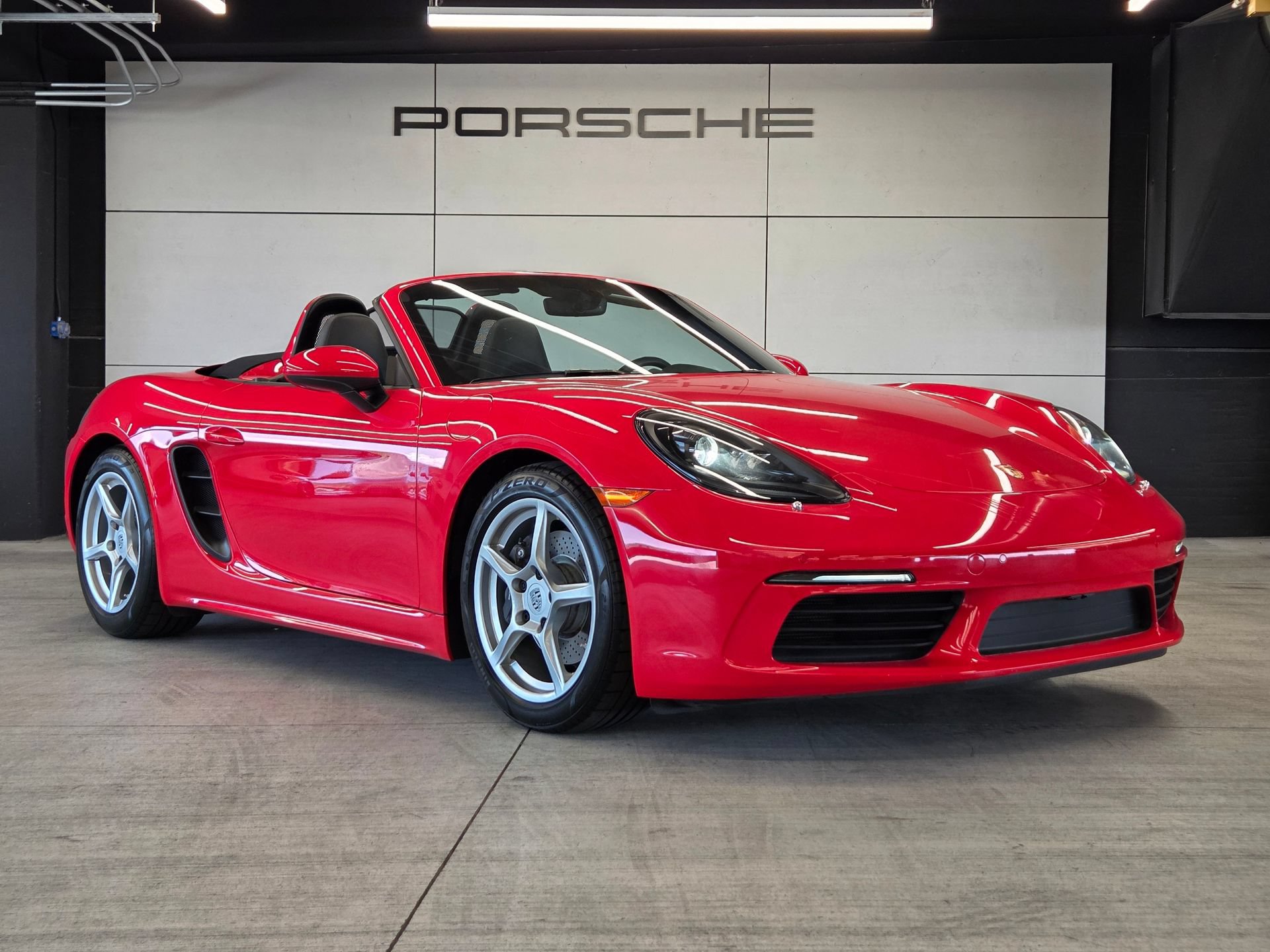 Certified 2024 Porsche 718 Boxster RWD image 30