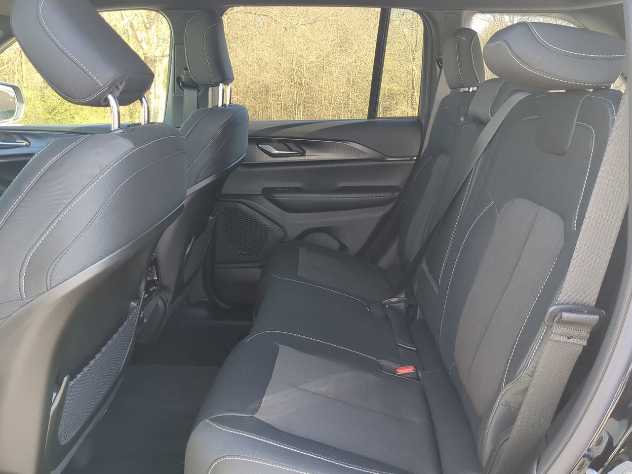 New 2026 Jeep Grand Cherokee Laredo X RWD image 12