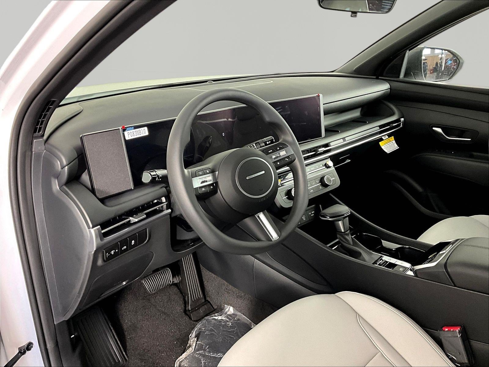 New 2027 Hyundai Santa Cruz SE AWD/4WD image 15