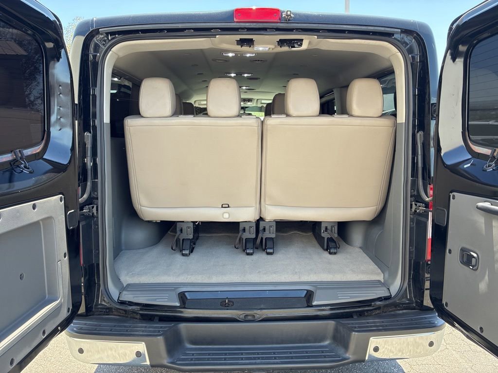 Used 2020 Nissan NV 3500 SL RWD image 15