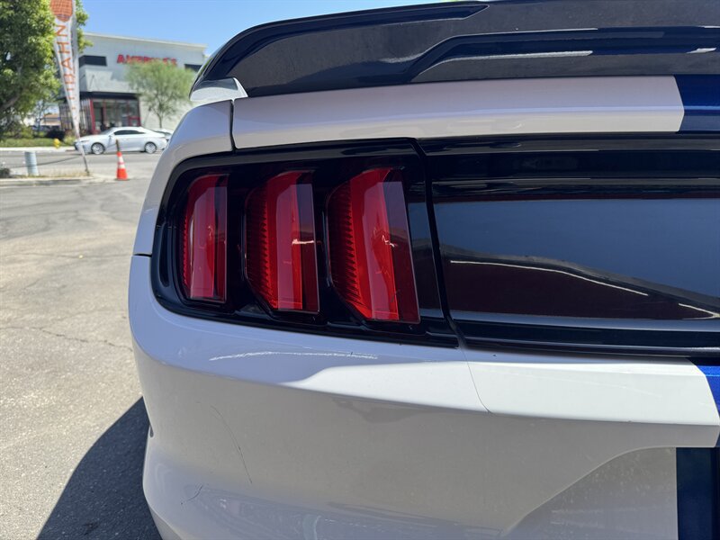 Used 2017 Ford Mustang Shelby GT350 w/ Electronics Package RWD image 11