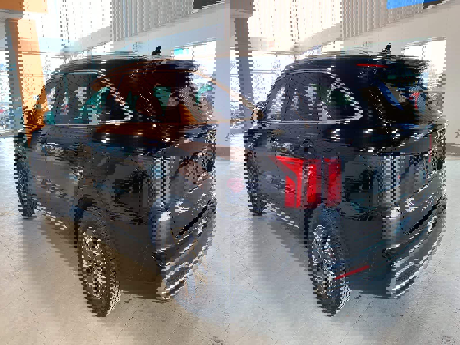 Used 2021 Kia Sorento EX image 3