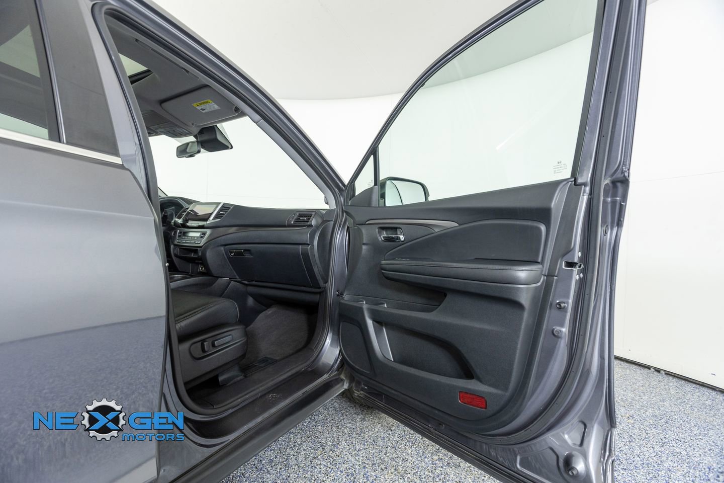 Used 2018 Honda Pilot EX-L image 36