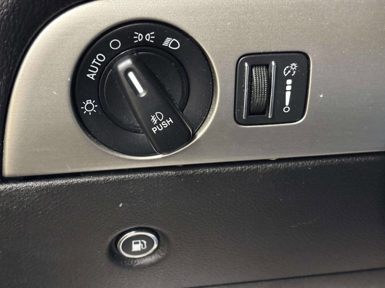 Used 2018 Dodge Durango AWD w/ Skid Plate Group image 28