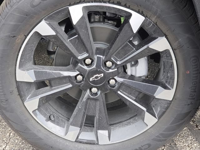 New 2027 Chevrolet Equinox RS w/ Safety and Technology Package AWD/4WD image 11