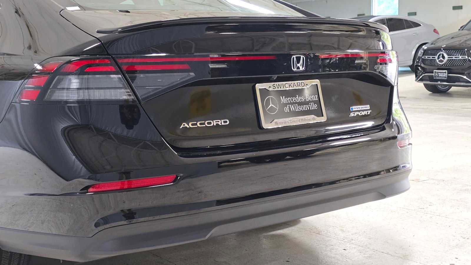 Used 2025 Honda Accord Sport image 13