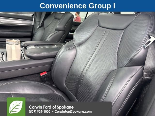 Used 2022 Jeep Wagoneer Series I image 2