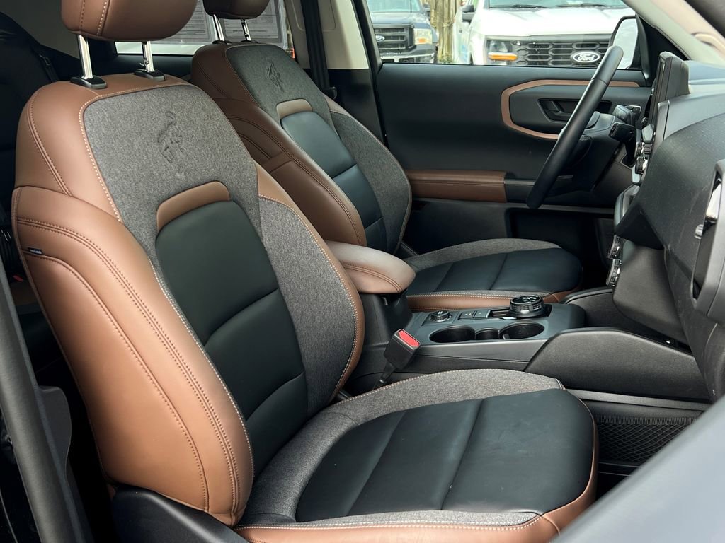 Used 2024 Ford Bronco Sport Outer Banks image 12