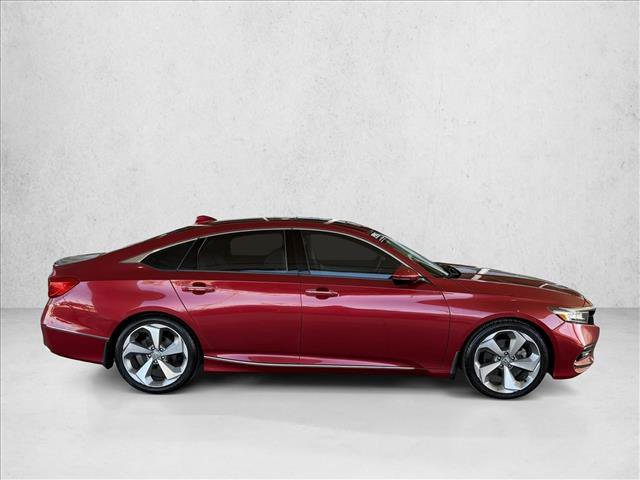 Used 2018 Honda Accord Touring video 4