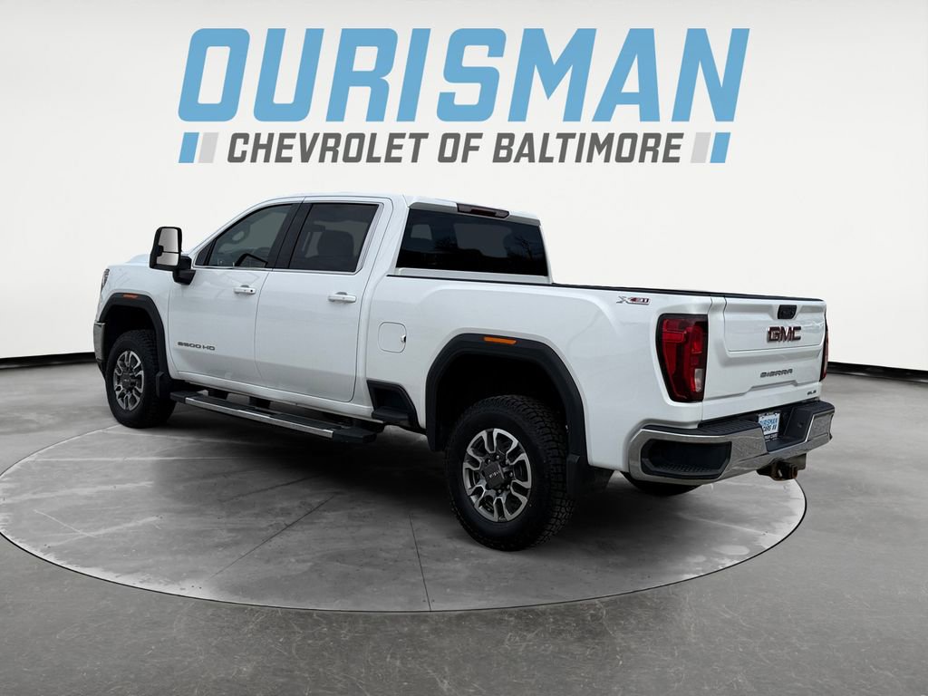 Used 2023 GMC Sierra 2500 SLE w/ SLE Value Package; image 4