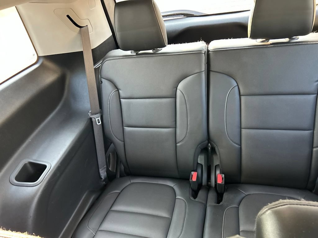 Used 2017 GMC Acadia SLT FWD image 23