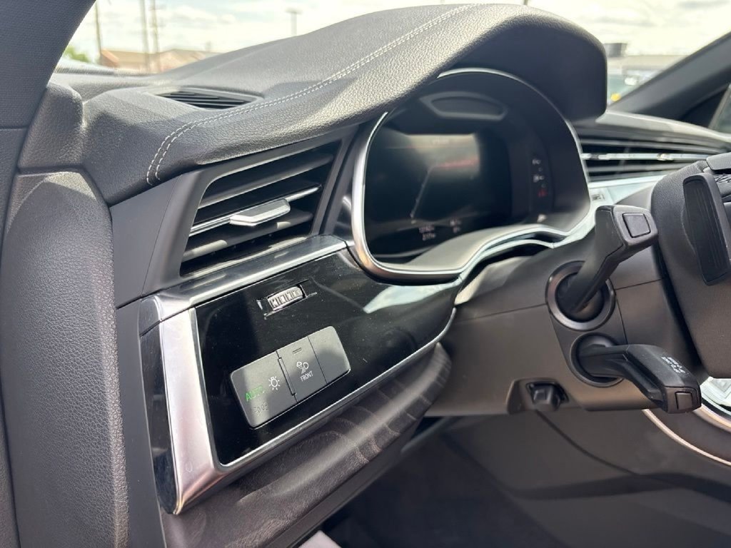 Used 2023 Audi Q8 Premium AWD/4WD image 13