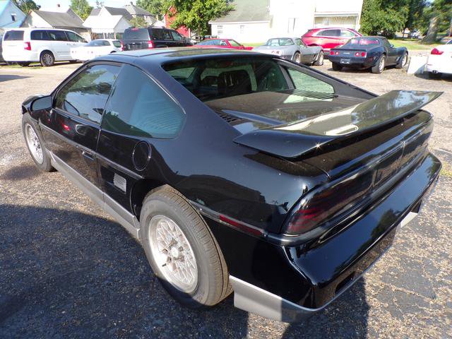 Used 1986 Pontiac Fiero GT image 7