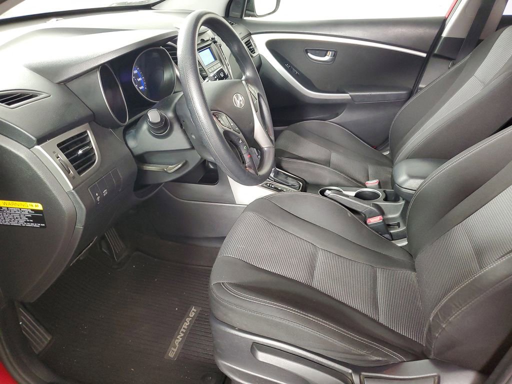Used 2016 Hyundai Elantra GT FWD image 11