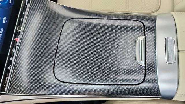 Used 2025 Mercedes-Benz GLC 350e 4MATIC image 49