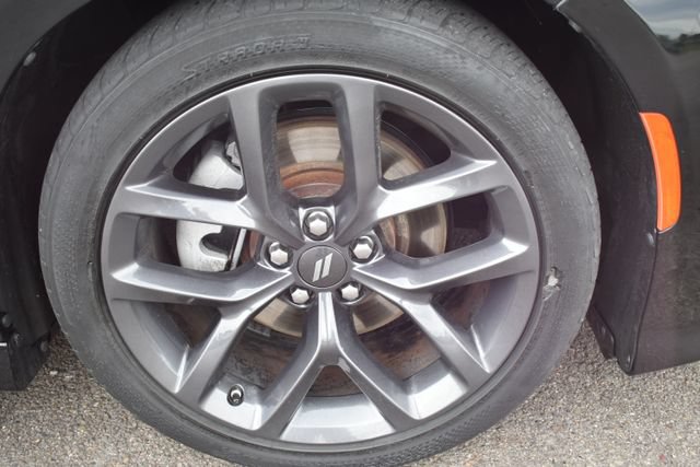 Used 2022 Dodge Charger R/T w/ Plus Group RWD image 46