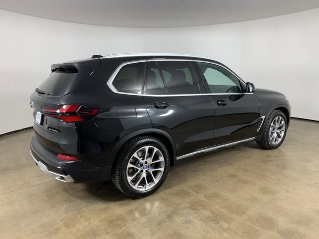 Used 2024 BMW X5 xDrive50e w/ Premium Package image 8