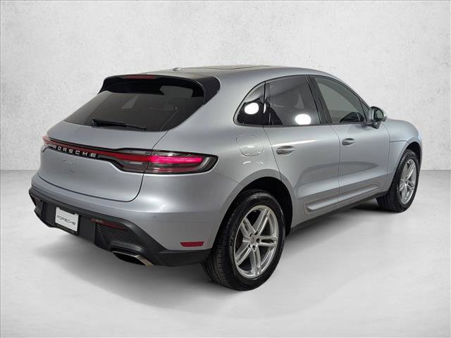 Certified 2025 Porsche Macan Turbo image 9