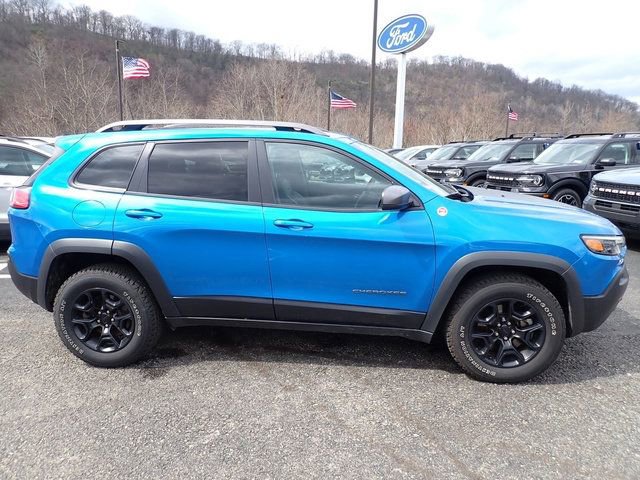 Used 2020 Jeep Cherokee Trailhawk image 7