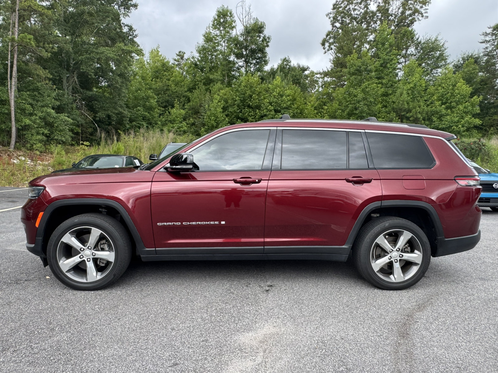 Used 2021 Jeep Grand Cherokee L Limited AWD/4WD image 8