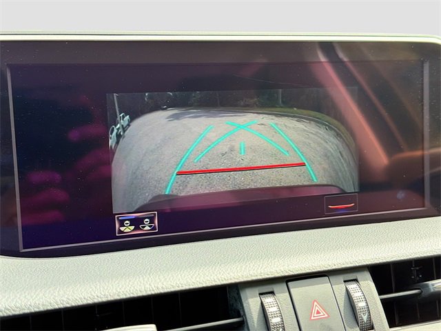 Used 2020 Lexus ES 300h w/ Premium Package image 34