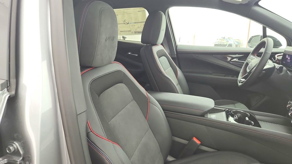 New 2025 Chevrolet Blazer EV RS AWD/4WD image 31