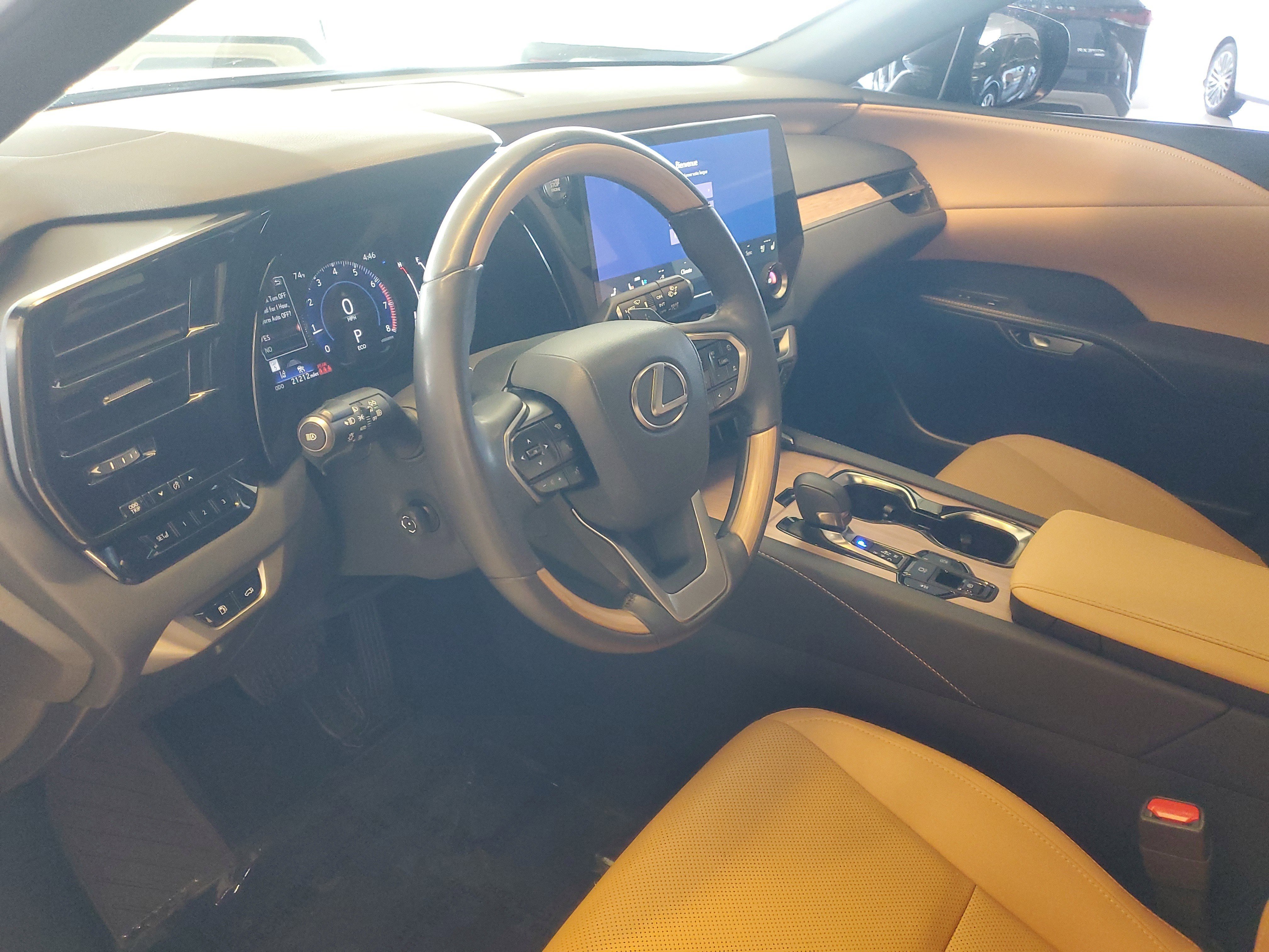 Used 2024 Lexus RX 350 Premium w/ Accessory Package (Z1) FWD image 21