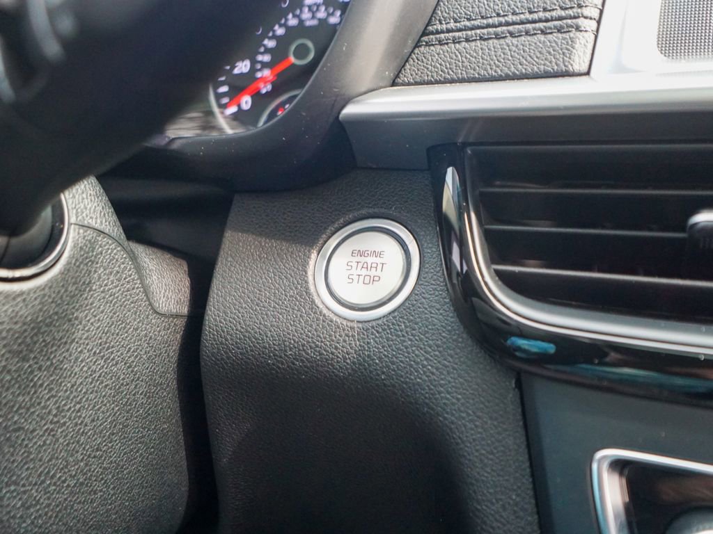 Used 2019 Kia Optima EX w/ EX Premium Package image 24