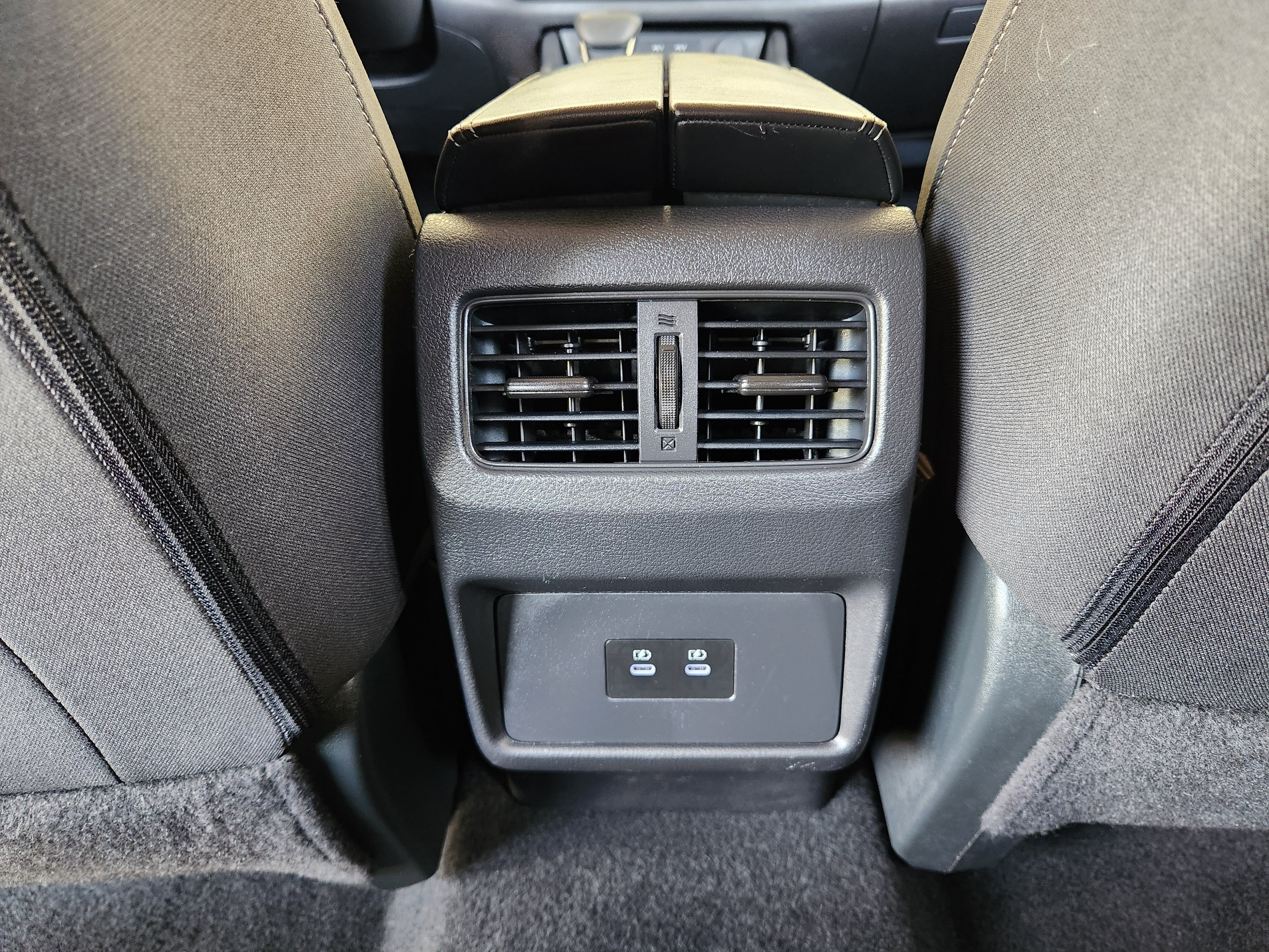 Used 2024 Nissan Rogue SV AWD/4WD image 30