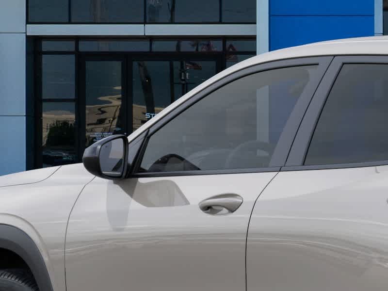 New 2026 Chevrolet Trax RS w/ Sunroof Package FWD image 12