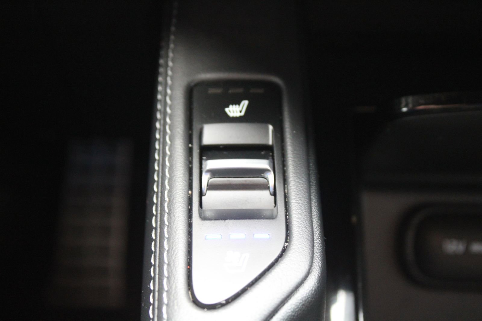 Used 2022 Kia Telluride SX w/ SX Prestige Package image 44