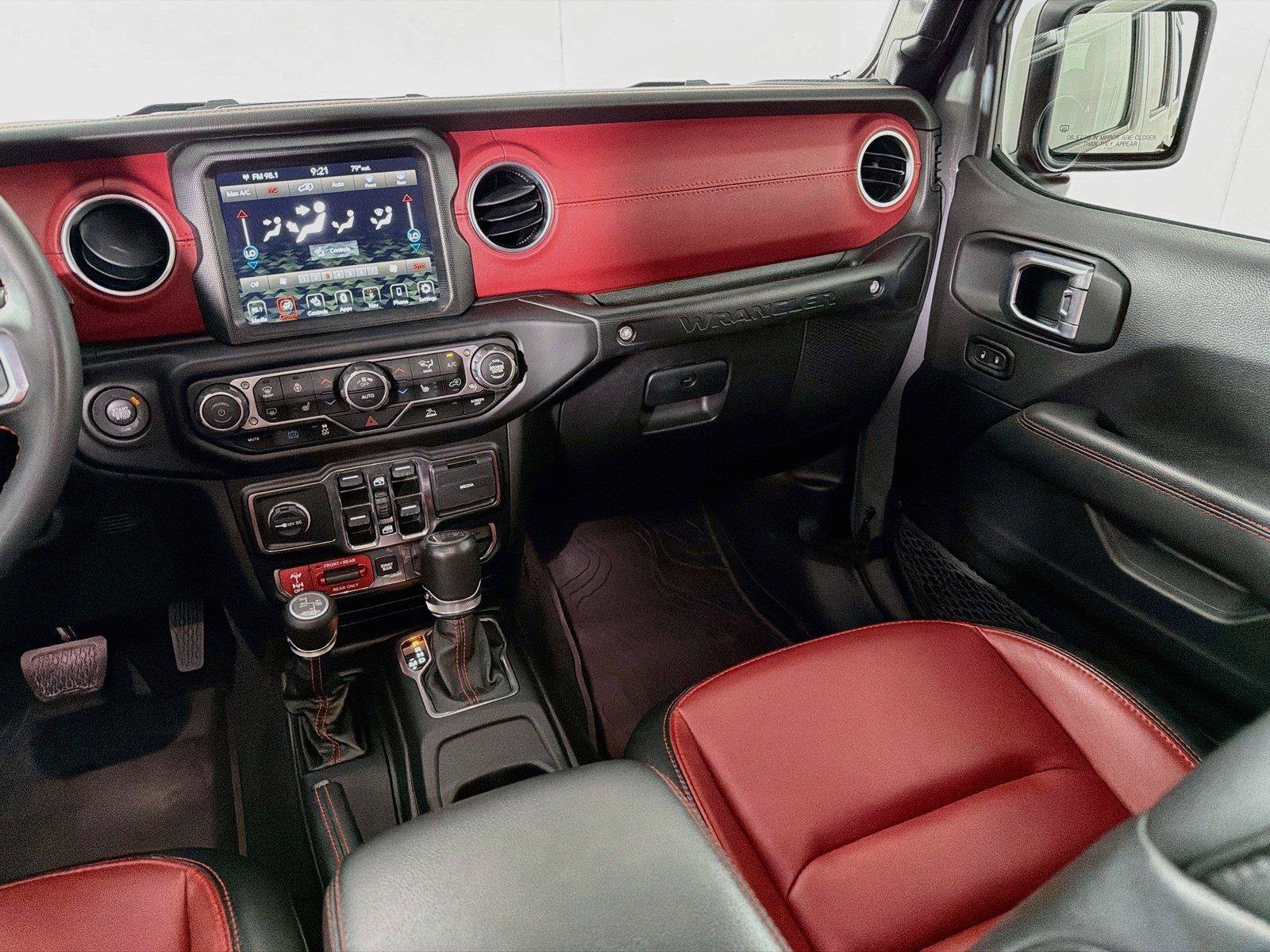 Used 2023 Jeep Wrangler Unlimited Rubicon 4xe AWD/4WD image 28