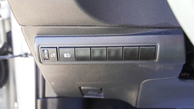 Used 2024 Toyota Corolla LE image 21
