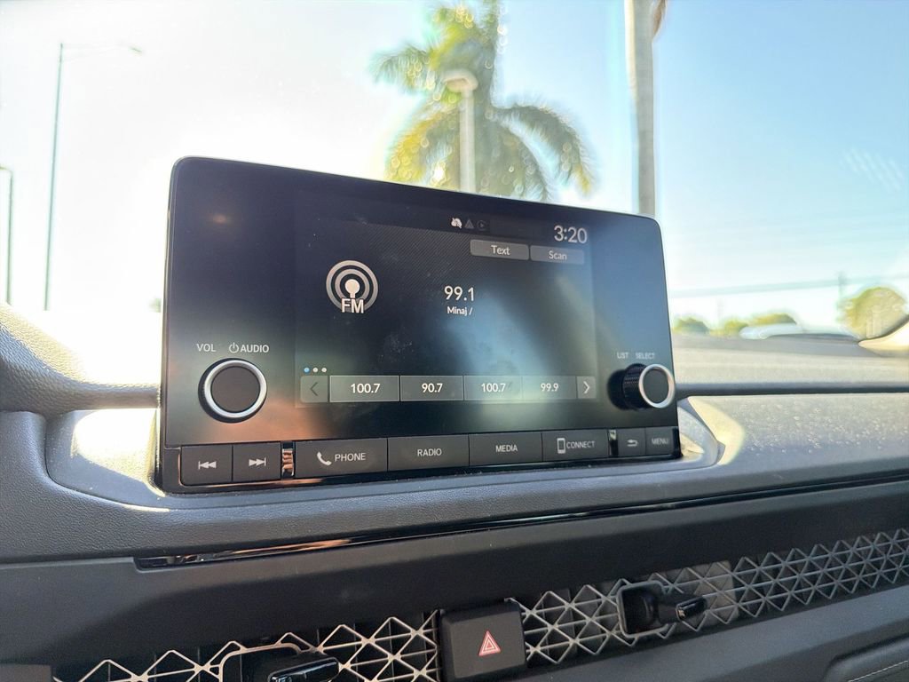 Certified 2025 Honda Accord LX image 22