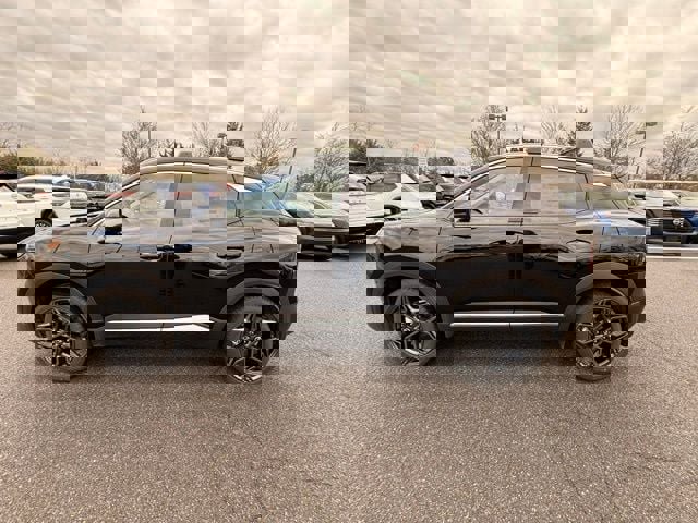 New 2026 Nissan Kicks SR w/ SR Premium Package image 8