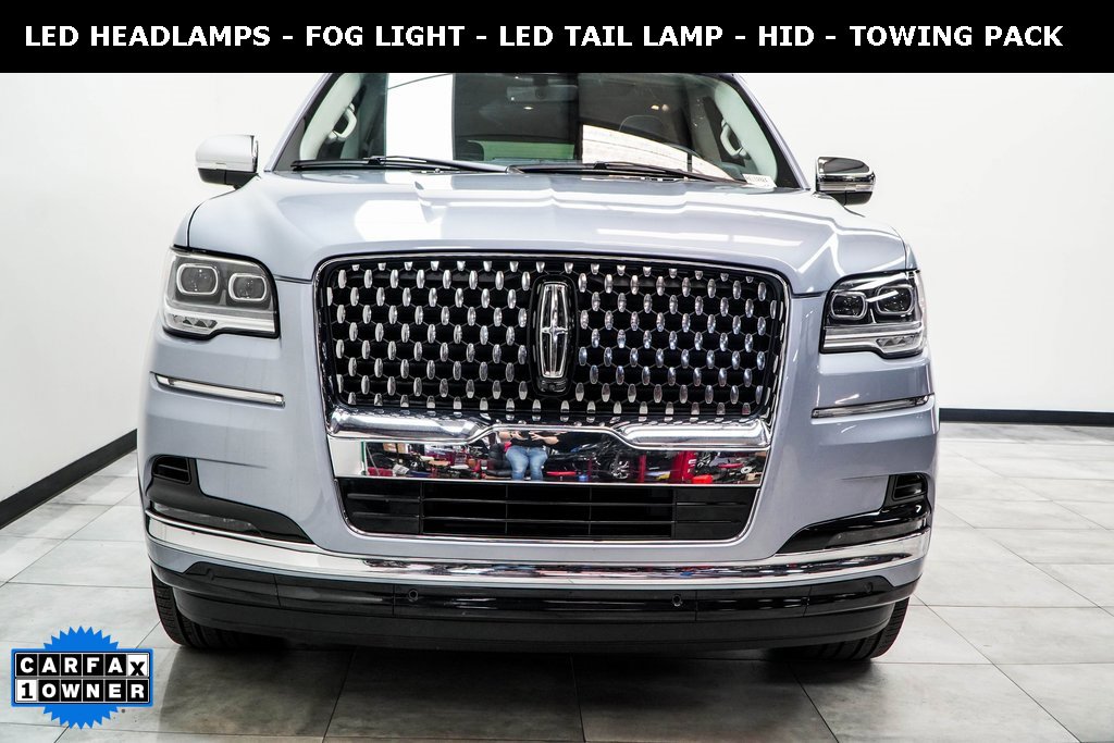 Used 2024 Lincoln Navigator L Black Label image 4
