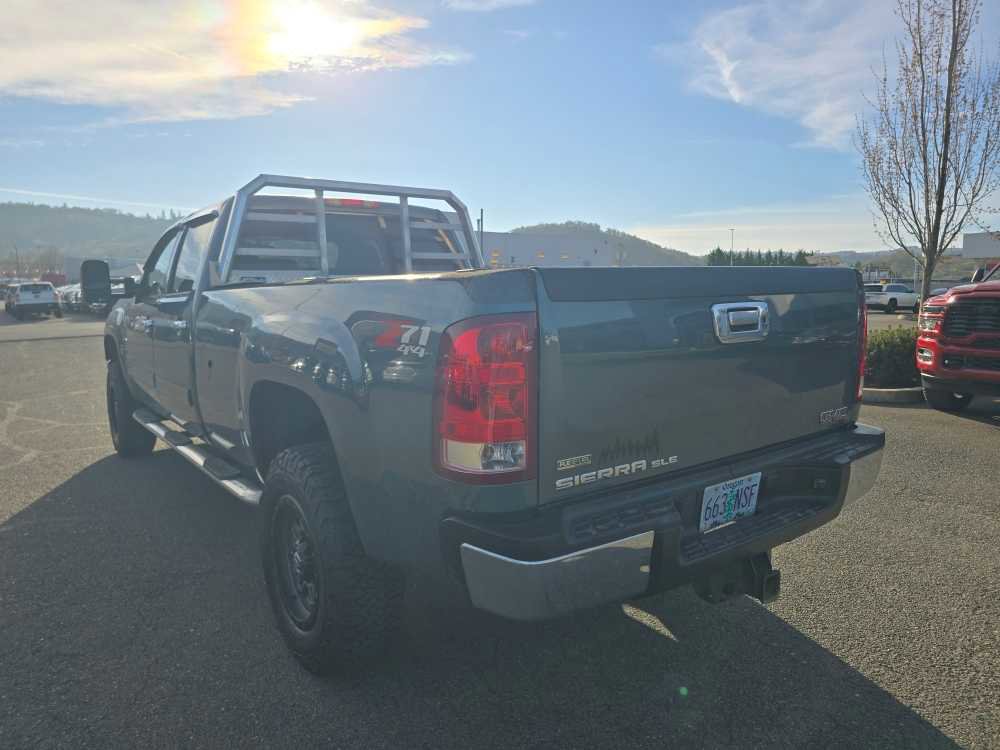 Used 2012 GMC Sierra 2500 SLE w/ SLE Preferred Package image 2