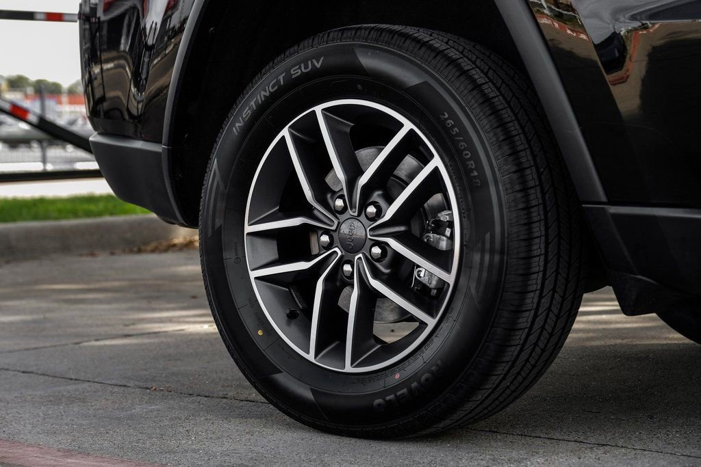 Used 2022 Jeep Grand Cherokee Limited w/ Tech Group image 68