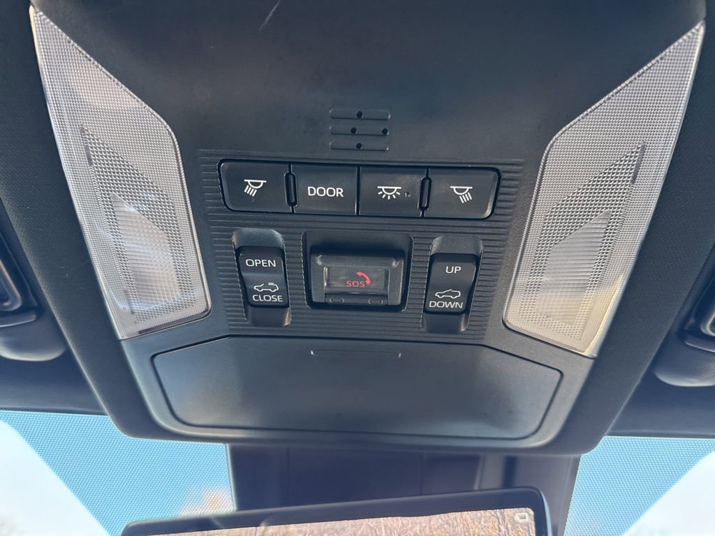 Used 2021 Toyota RAV4 XSE image 38