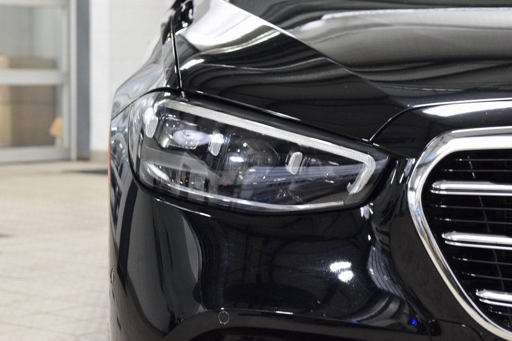 Used 2022 Mercedes-Benz S 580 S 580 image 12