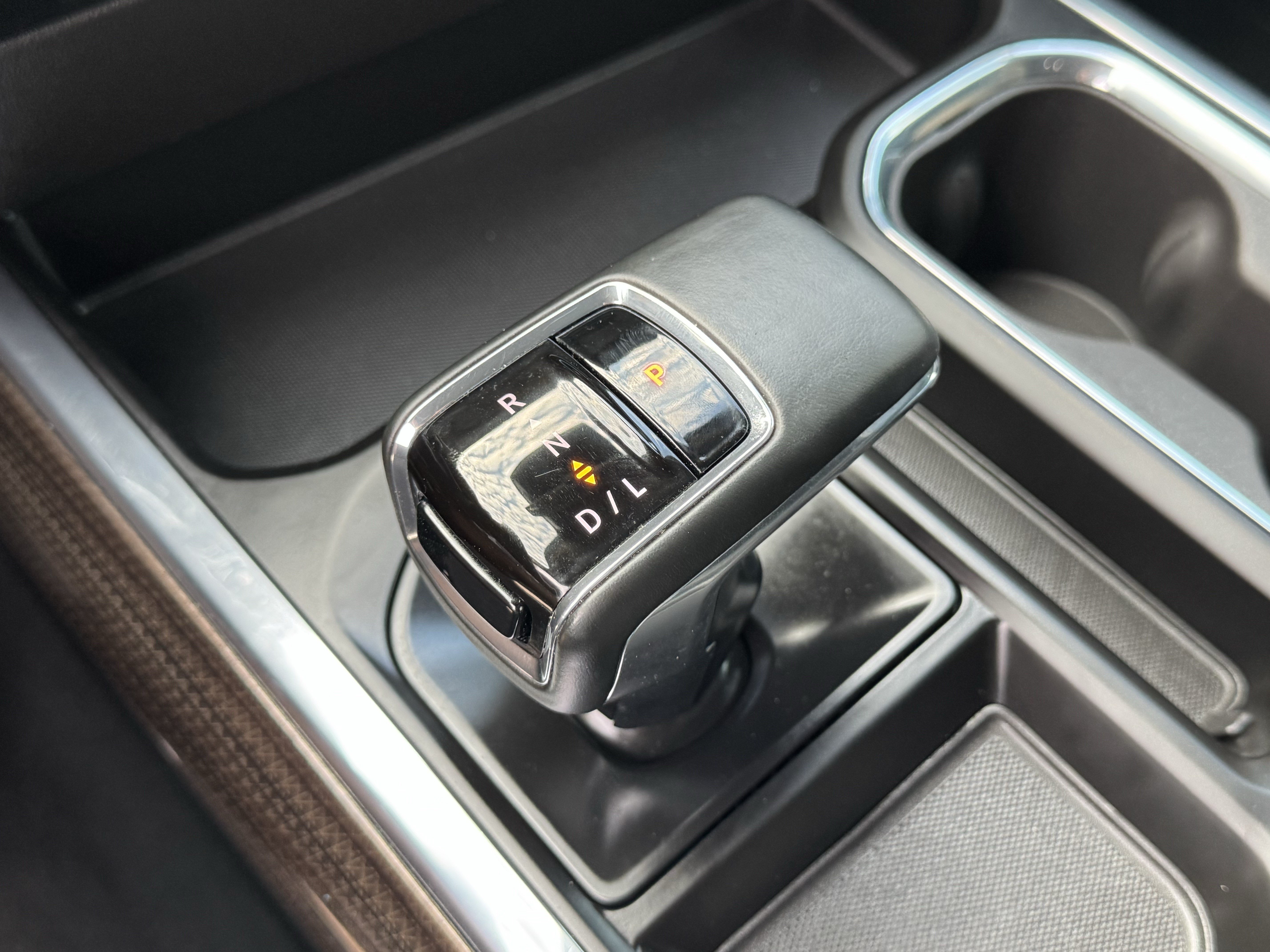 Used 2025 Chevrolet Silverado 1500 RST w/ Texas Edition Plus RWD image 18