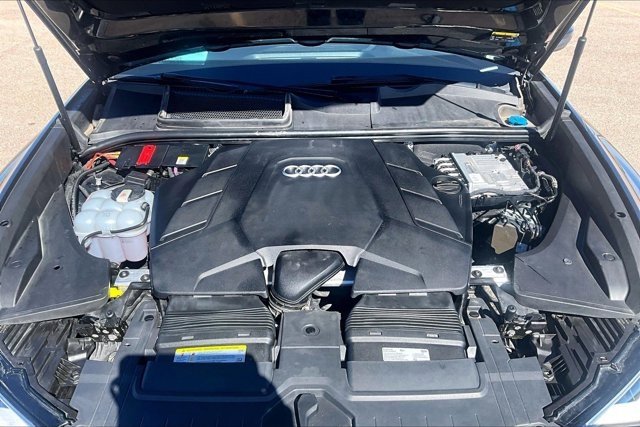 Used 2019 Audi Q8 Premium image 30
